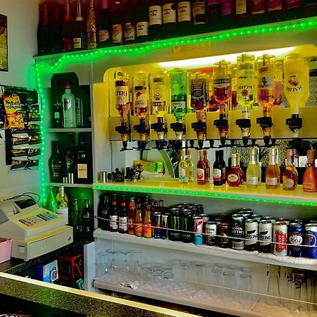 סקגנס The Northdale Hotel Ltd מראה חיצוני תמונה