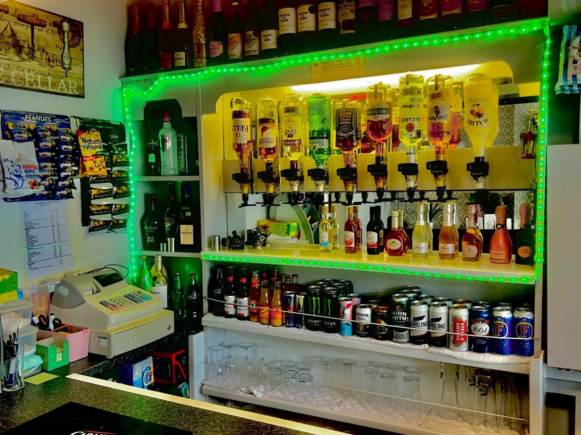 סקגנס The Northdale Hotel Ltd מראה חיצוני תמונה